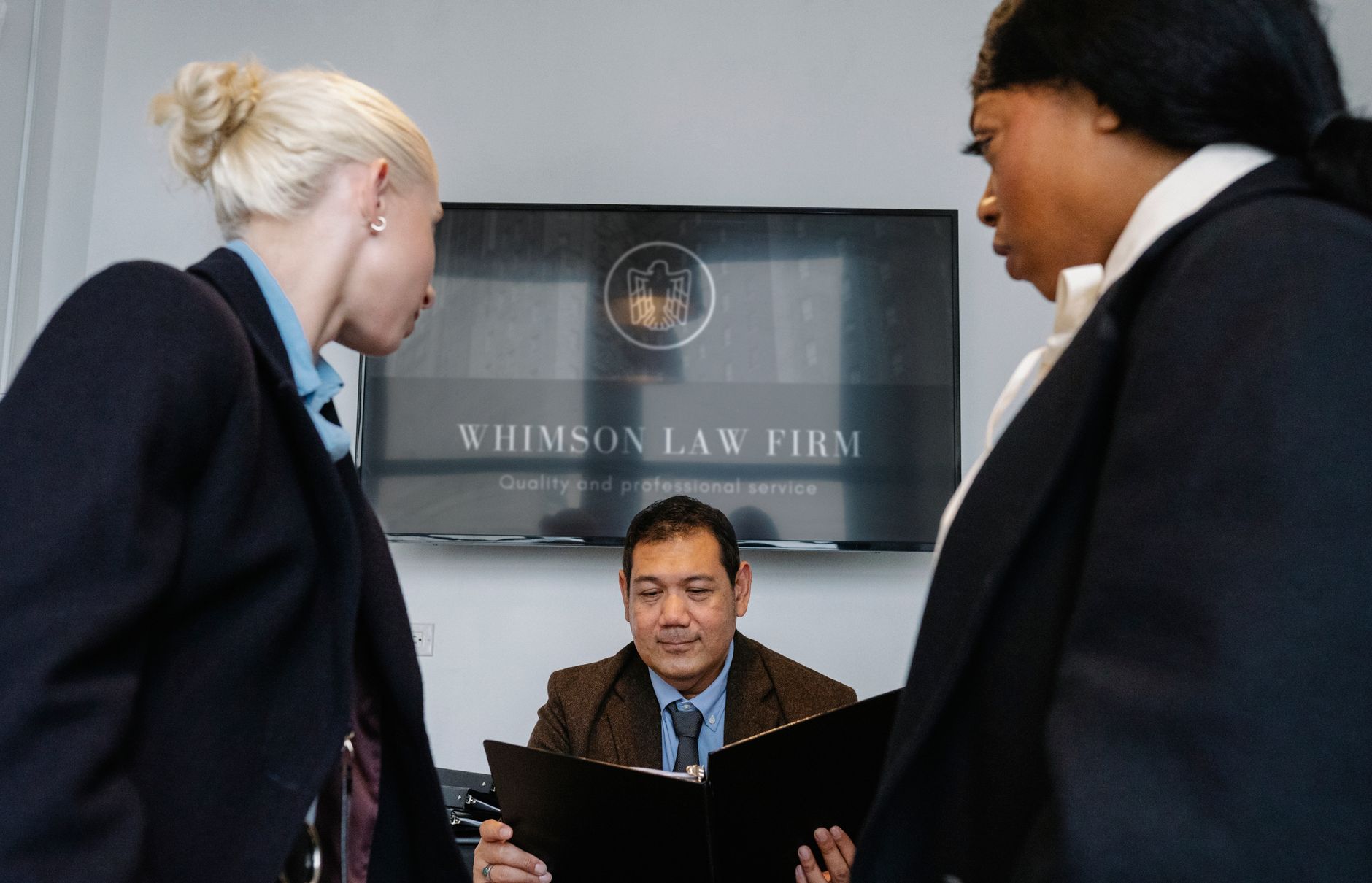 Steps to Remove Your Mugshot: Guidance from a Professional Lawyer